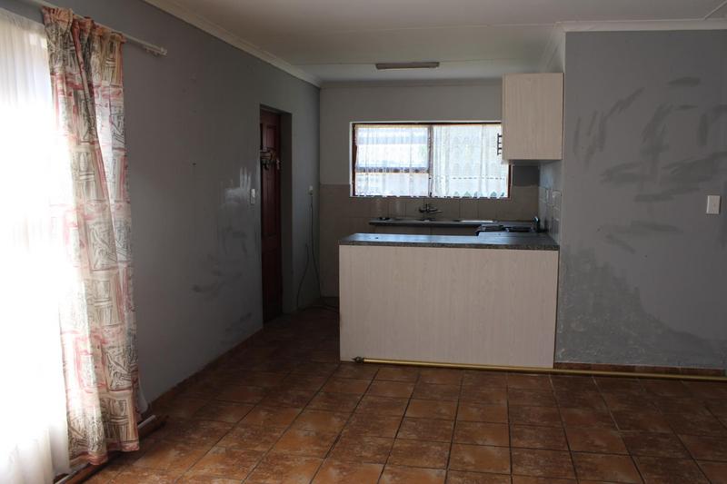 2 Bedroom Property for Sale in Albertinia Western Cape
